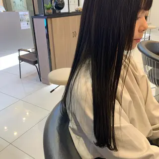 ロング カラー 早坂 裕真のヘアスタイル