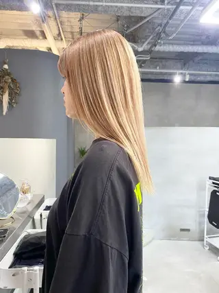 セミロング カラー 前橋 姫奈のヘアスタイル