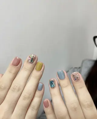 ネイル RAFFINE haru🦋🩵のネイルデザイン