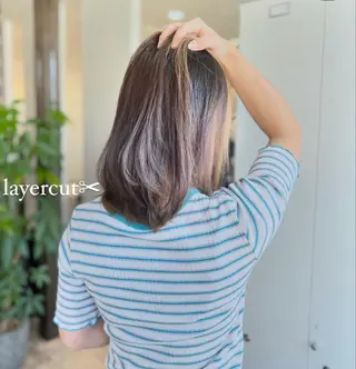 ミディアム 三原 つばさのヘアスタイル