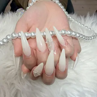 ネイル 🎀nana🫧 ワンホンネイル🎀のネイルデザイン