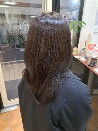 セミロング カラー 💜𝑳𝑼𝑵𝑨 🌻母良田愛美🌻のヘアスタイル