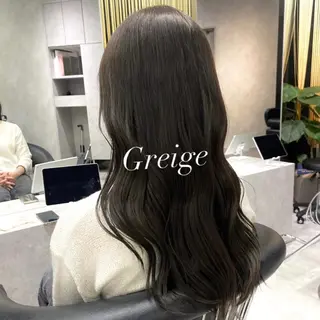 ロング カラー DAIKIベージュ 🍂レイヤーカットのヘアスタイル