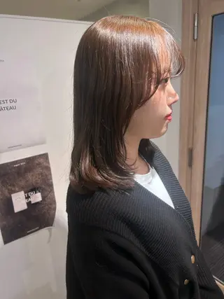 ミディアム オリーブ/ ナカミネアキナのヘアスタイル