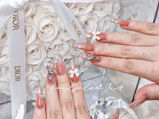 ネイル ✨Nailsalon Vi+✨のネイルデザイン