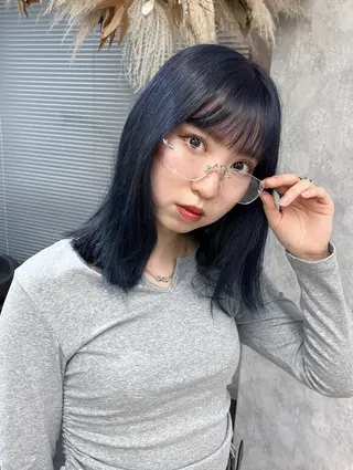 ミディアム カラー ヘアアレンジ 韓国レイヤーカット/ 儚げカラーチナツのヘアスタイル