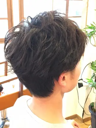 ショート 井上 真利のヘアスタイル