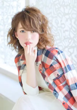 ミディアム カラー 代表 吉澤弘哲のヘアスタイル