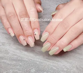 ネイル R inのネイルデザイン