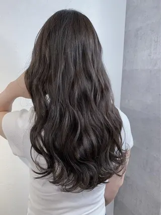 ロング カラー _WHITE+ 南海難波店のヘアスタイル