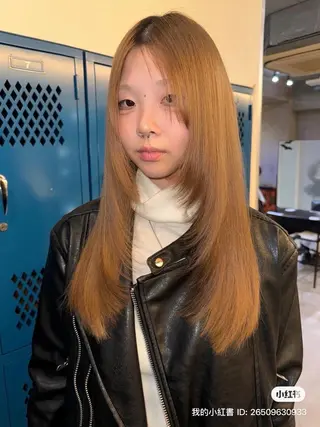 ロング レイヤーカット\ウル フ　chinatsuのヘアスタイル