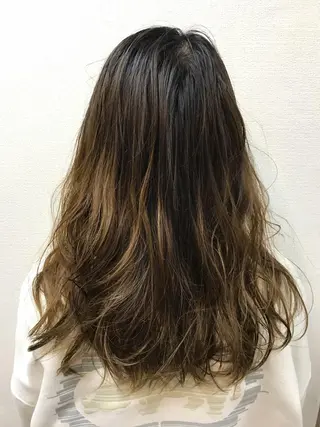 ロング パーマ 吉森 満俊のヘアスタイル
