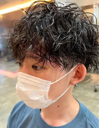 パーマ メンズ 透明感・艶感 小坂隼斗のヘアスタイル