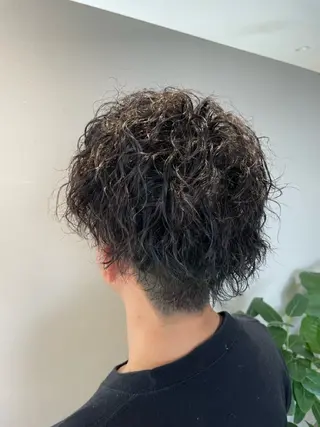 パーマ Re room. 女性スタイリストのヘアスタイル