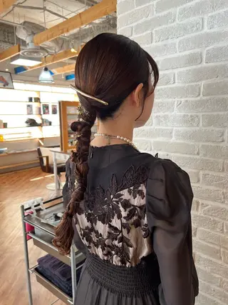 ロング ヘアアレンジ Topstylist YUKIのヘアスタイル