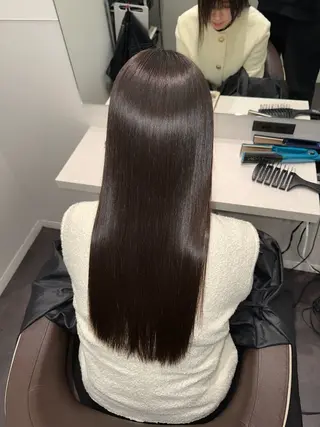 セミロング 美髪特化✨ 伊織✨縮毛矯正✨のヘアスタイル