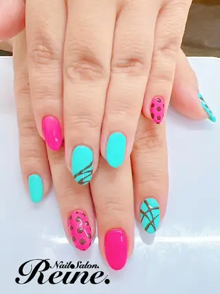 ネイル Nailsalon Reine所属・玉栄 伶奈のネイルデザイン