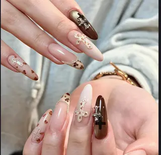 ネイル Pure&Rich Nailのネイルデザイン