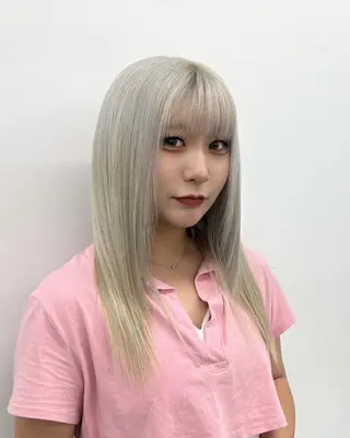ロング カラー 赤みゼロ/透明感 カラー🌿KANTAのヘアスタイル
