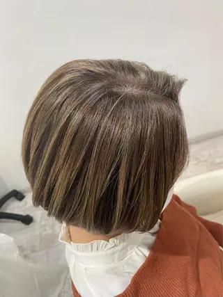 ショート カラー 酸性ストレート/ブリ ーチなしWカラー河本のヘアスタイル
