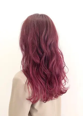 ロング カラー LadyBeetle 山本泰史のヘアスタイル