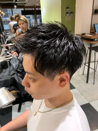 ショート 坪井 彰吾のヘアスタイル