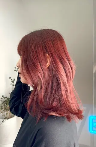 セミロング 韓国ヘアメンズ・レデ ィース特化ミクのヘアスタイル