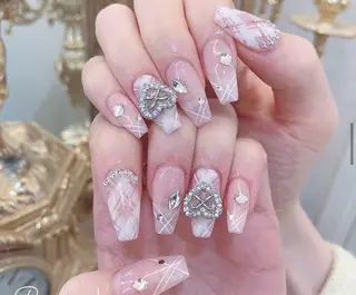 ネイル Lee Nails チップ長さだし専門店のネイルデザイン