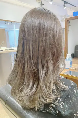 セミロング DIEGO 下北沢 Yamaの眉毛・アイブロウイメージ