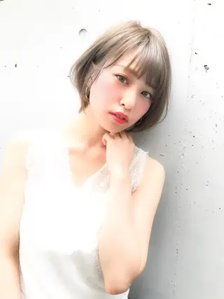ショート カラー パーマ 大人かわいい💍🤍 ボブ/ショートボブのヘアスタイル