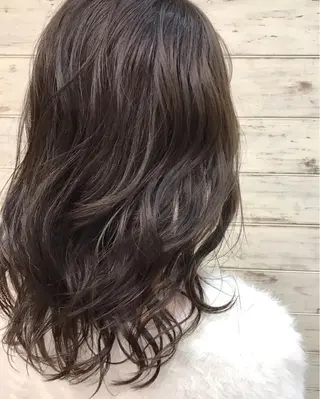 カラー 日比 貴大/ minim hairのヘアスタイル