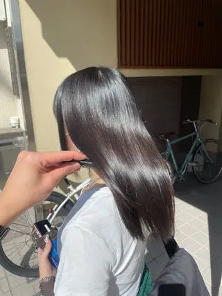 セミロング マツダ レンのヘアスタイル
