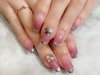 ネイル デザインサロン attra 本八幡店のネイルデザイン