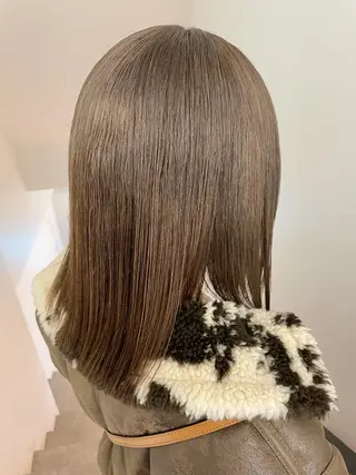 カラー 🎀ボブ+ハイトーン シュカ👶🏻のヘアスタイル