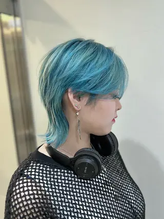 ショート カラー ハッシュ・ウルフ🐺 小顔レイヤー松山直史のヘアスタイル