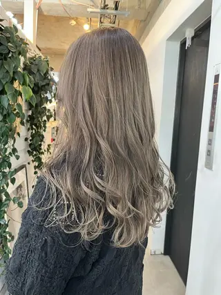 ロング カラー ブリーチ有無Wカラー メンズパーマ大成のヘアスタイル