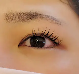 マツエク・マツパ ヘアメイクサロン Red Lipps のマツエク・マツパデザイン