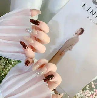 ネイル VIVIAN リサのネイルデザイン