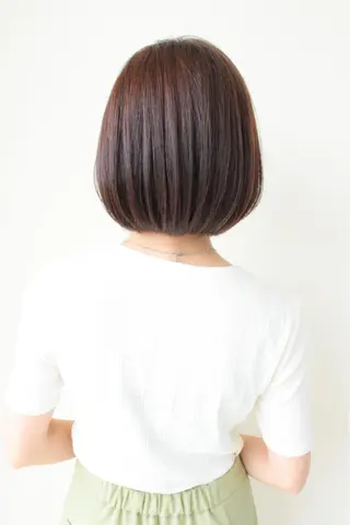 ショート カラー パーマ 秋野 睦実のヘアスタイル