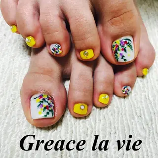 ミディアム カラー キッズ ネイル マツエク・マツパ Greace  la vieのネイルデザイン