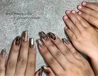 ネイル LAVISH nail salonのネイルデザイン