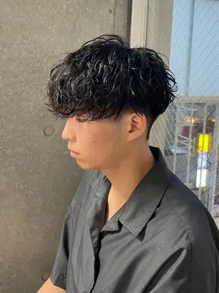 パーマ メンズ ☁️かずき☁️青.紫 推し活カラー💫のヘアスタイル