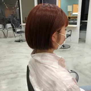 ショート カラー 伊藤 由季のヘアスタイル