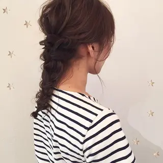 セミロング ヘアアレンジ 市川 千夏のヘアスタイル