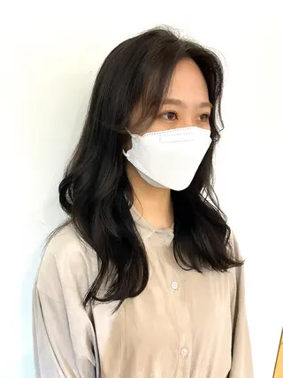 セミロング カラー 佐藤 梨里花 ❤︎のヘアスタイル