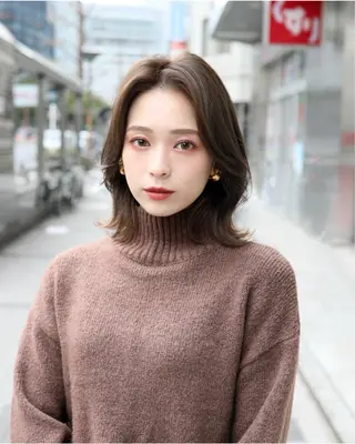 ミディアム カラー ガレリア エレガンテ栄のヘアスタイル