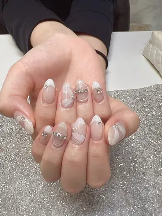 ネイル ガレンドウ 白澤 愛子のネイルデザイン