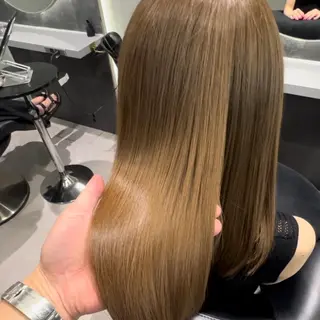 セミロング 髪質改善🌈縮毛矯正 荻原　達矢のヘアスタイル