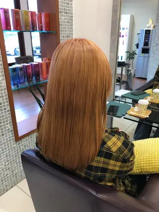 ミディアム カラー 加瀬 真弓のヘアスタイル