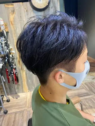 ショート カラー メンズ 寳泉 章弘のヘアスタイル